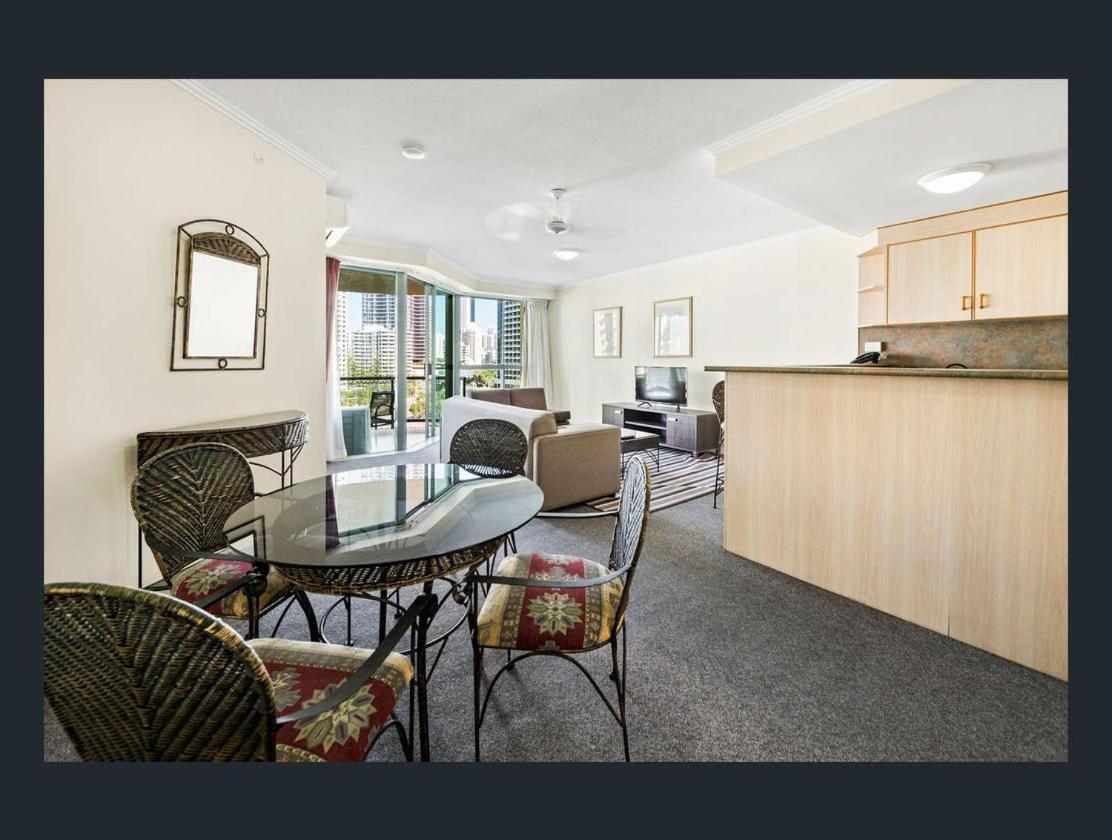 Holiday Holiday Sun City Apartments Gold Coast Room photo