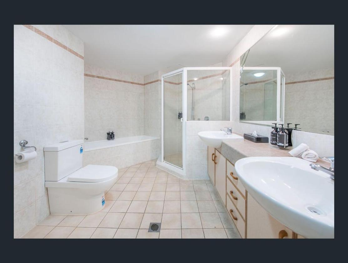 Holiday Holiday Sun City Apartments Gold Coast Room photo